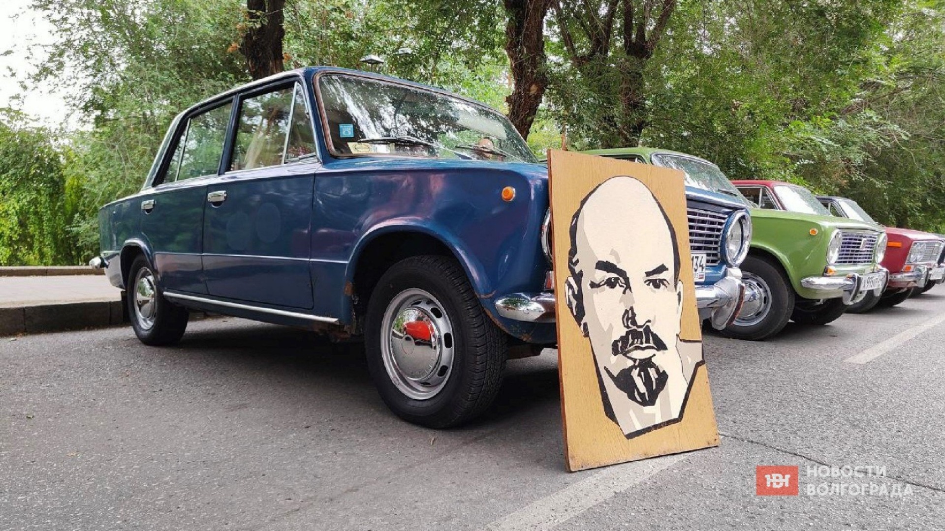 Выставка ретроавтомобилей в Волгограде стала традиционной