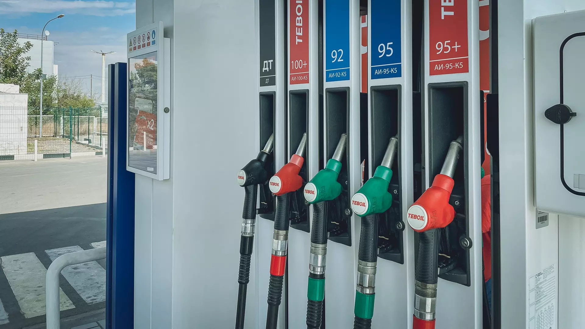 Бензин перестал дешеветь в Волгограде