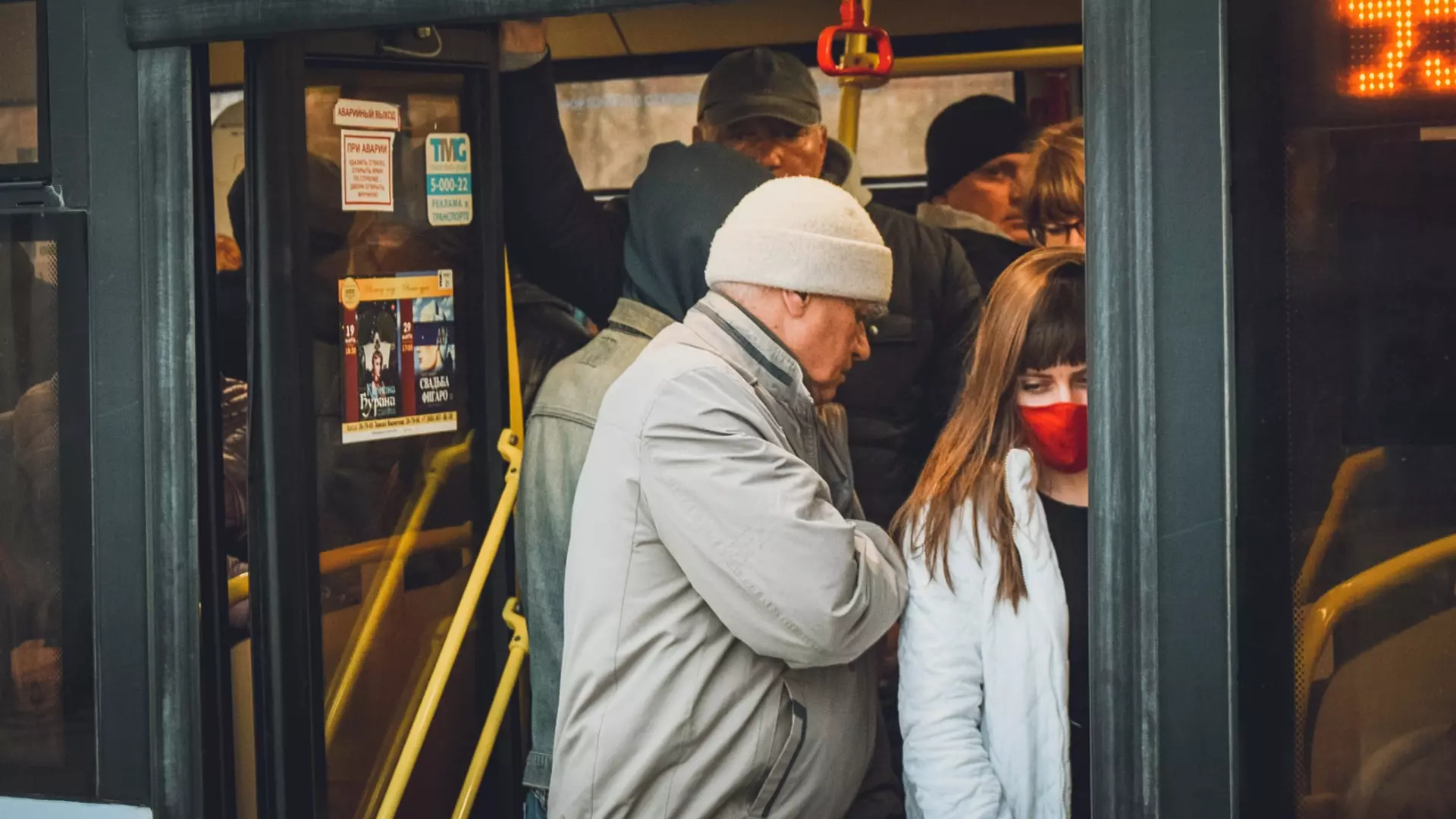 Бесплатный автобус временно заменил трамвай в Волгограде