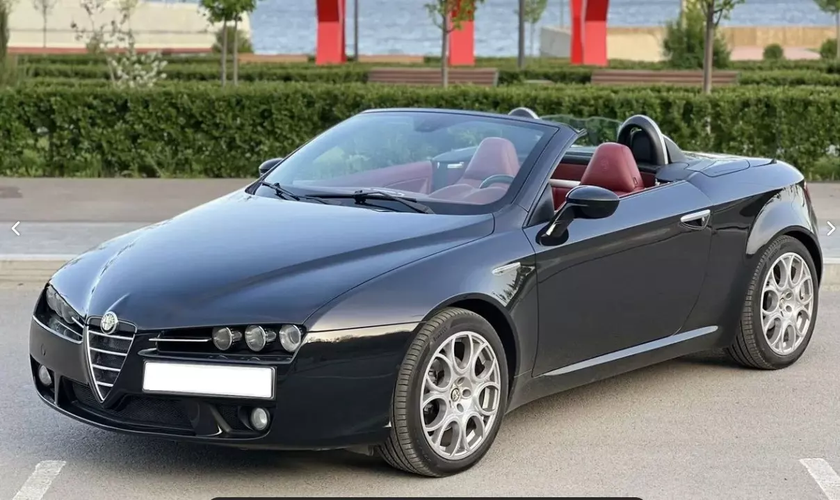 В Волгограде продают редкий кабриолет Alfa Romeo