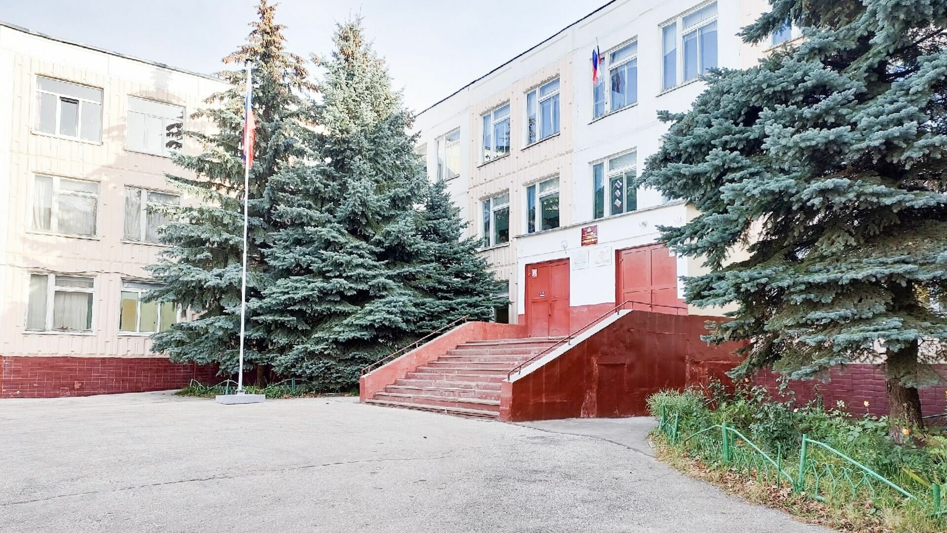 Свыше 40 школ отремонтируют летом в Волгограде