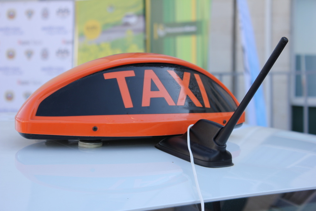 Минтранс хочет обязать агрегаторов такси передавать данные в ФСБ