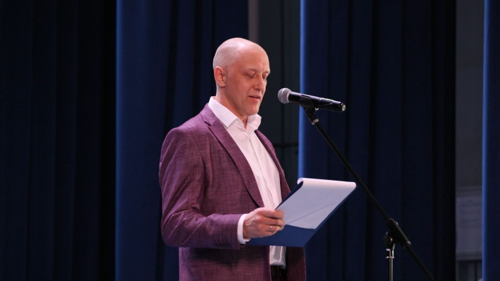 Актёр Сергей Горобченко открыл в Волгограде фестиваль документальных фильмов о войне