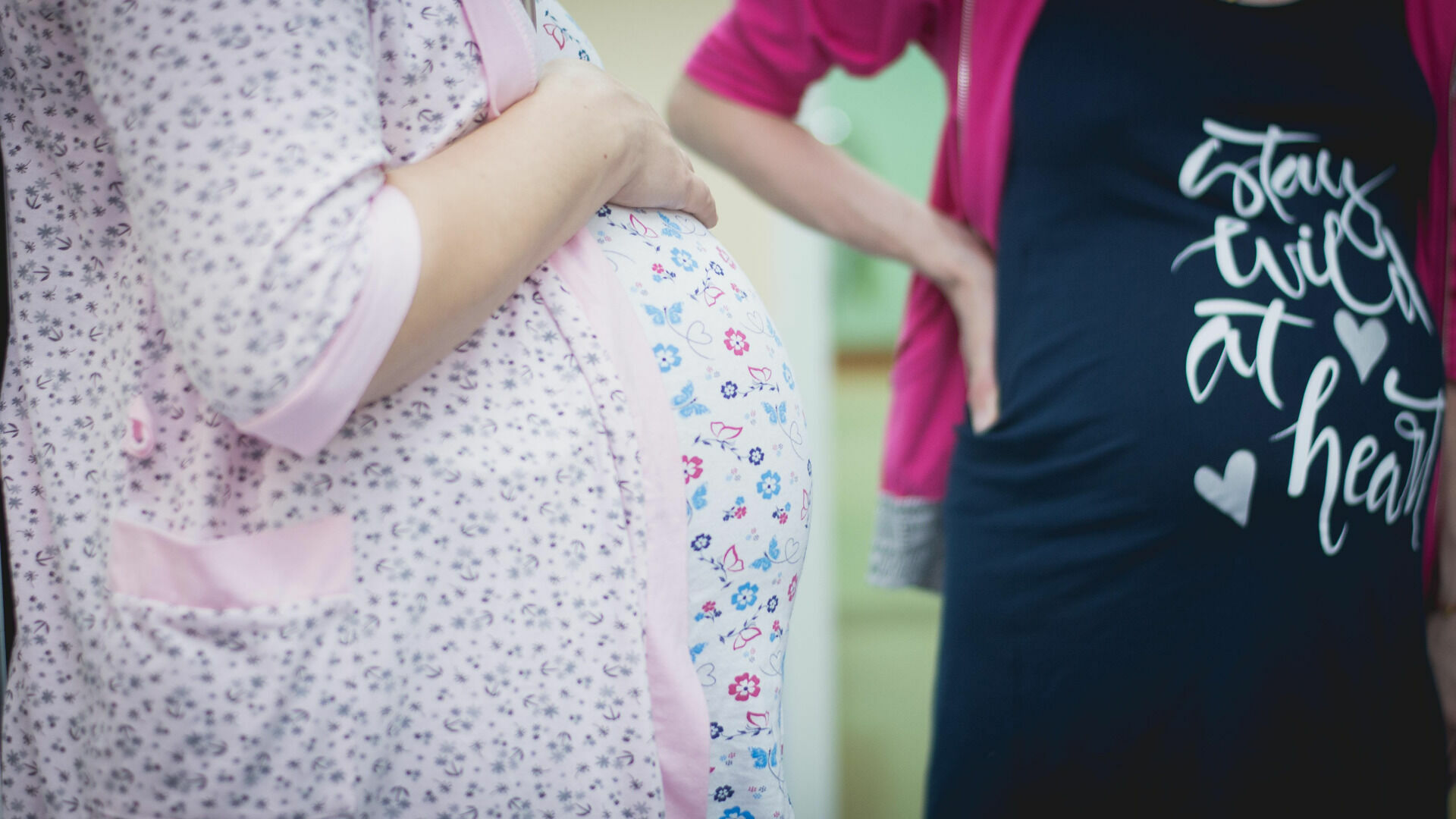 День беременных будут проводить два раза в год в Волгоградской области