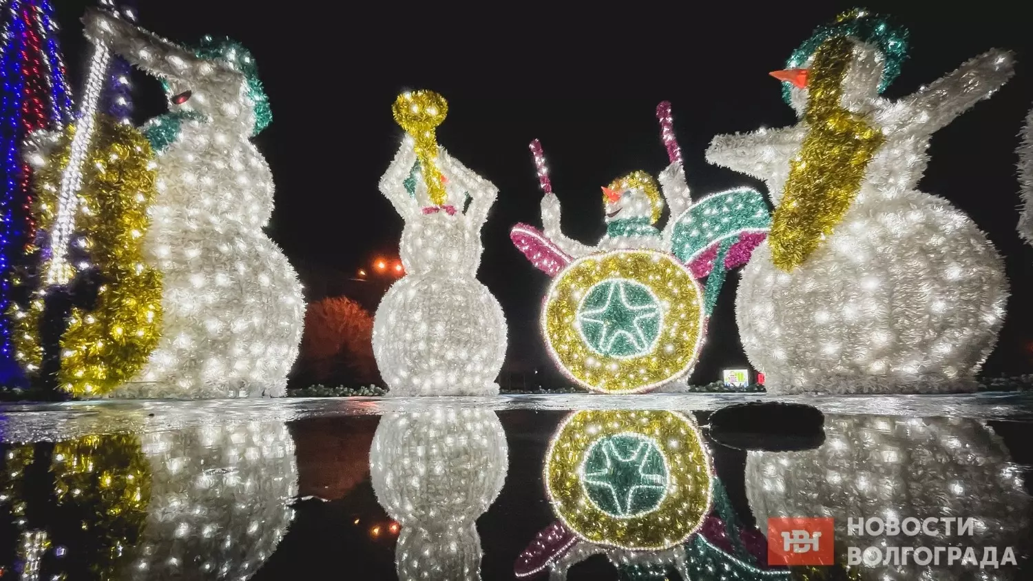 Светодиодные объекты создают новогоднее настроение задолго до праздника
