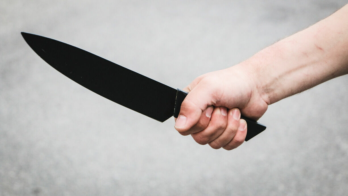 Четыре ножа изъяла полиция у волгоградки, ранившей супруга
