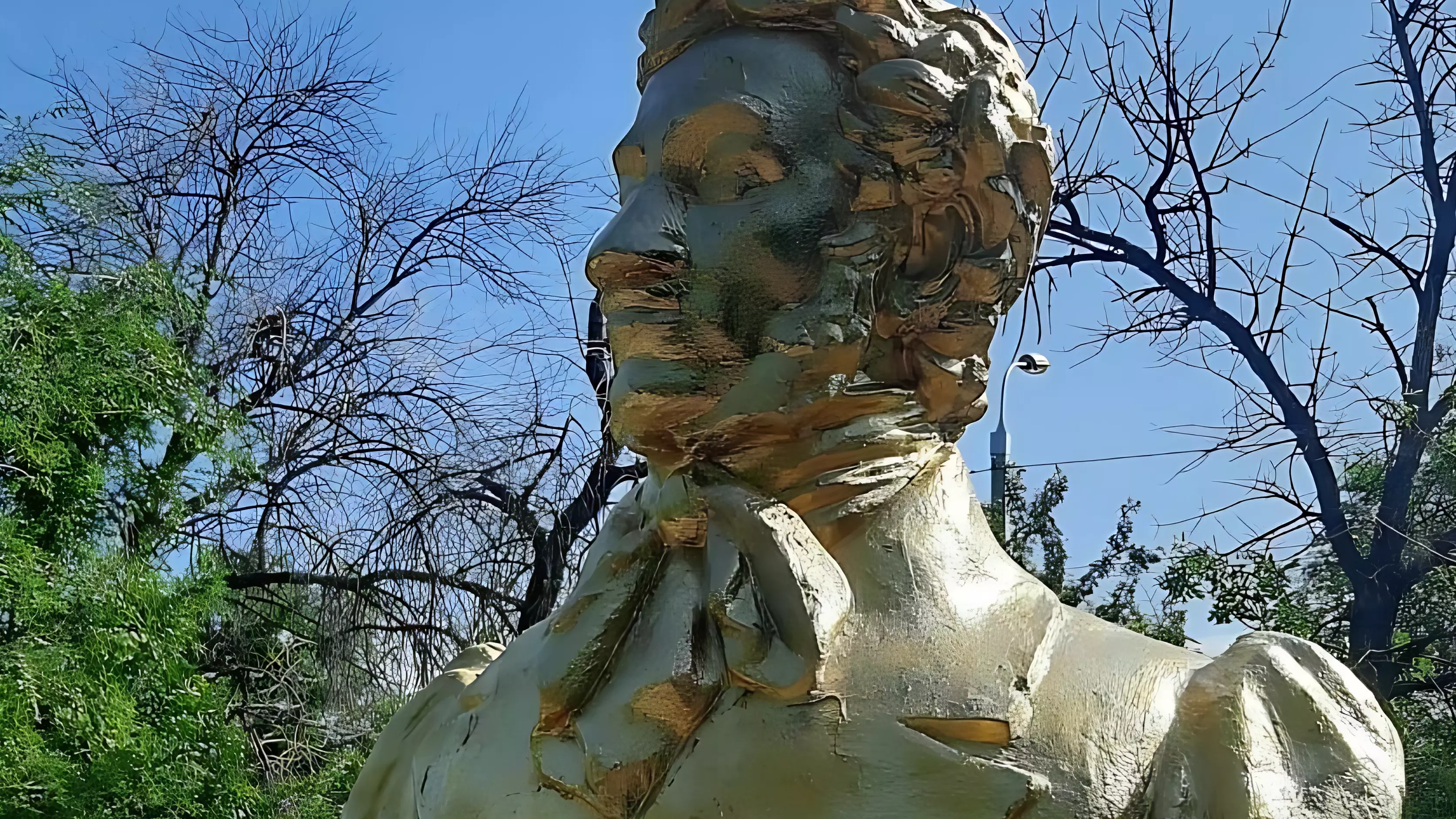 Когда отремонтируют бюст Александра Пушкина в Волгограде