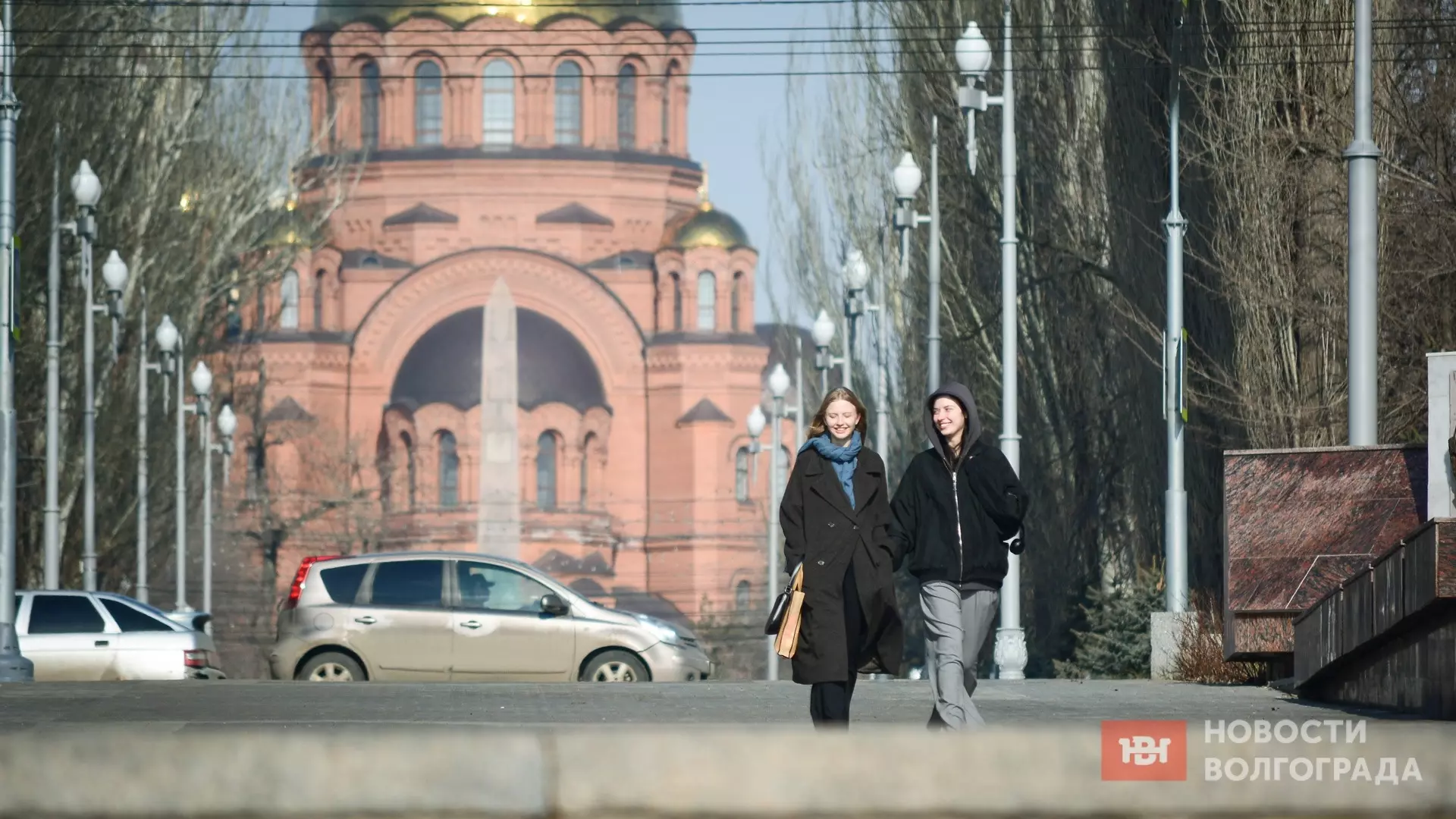 Фоторепортаж, заряженный на тепло: как Волгоград встречает весну