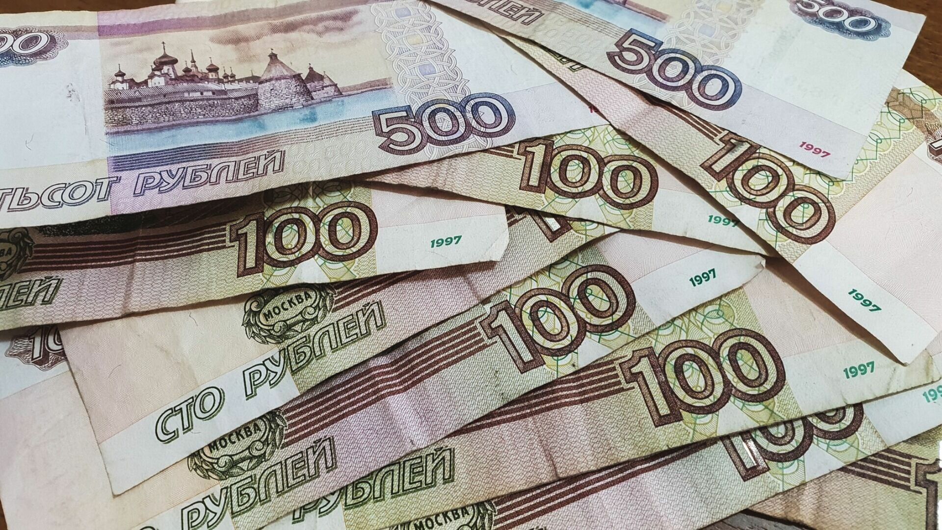 Юрист перевела мошенникам 4 миллиона рублей в Волгограде