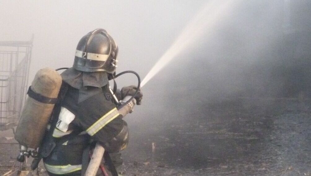 На пожаре в частном доме пострадала жительница Новоаннинского района