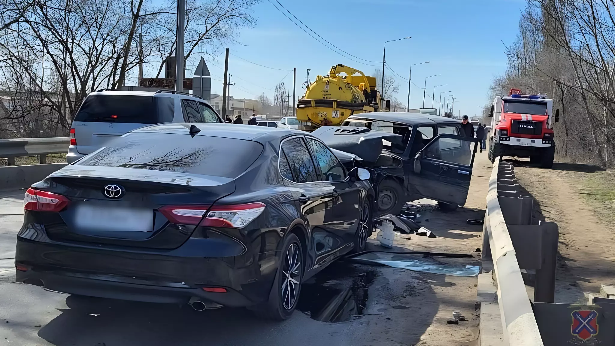 Гигантская пробка сковала трассу Волгоград — Волжский из-за аварии