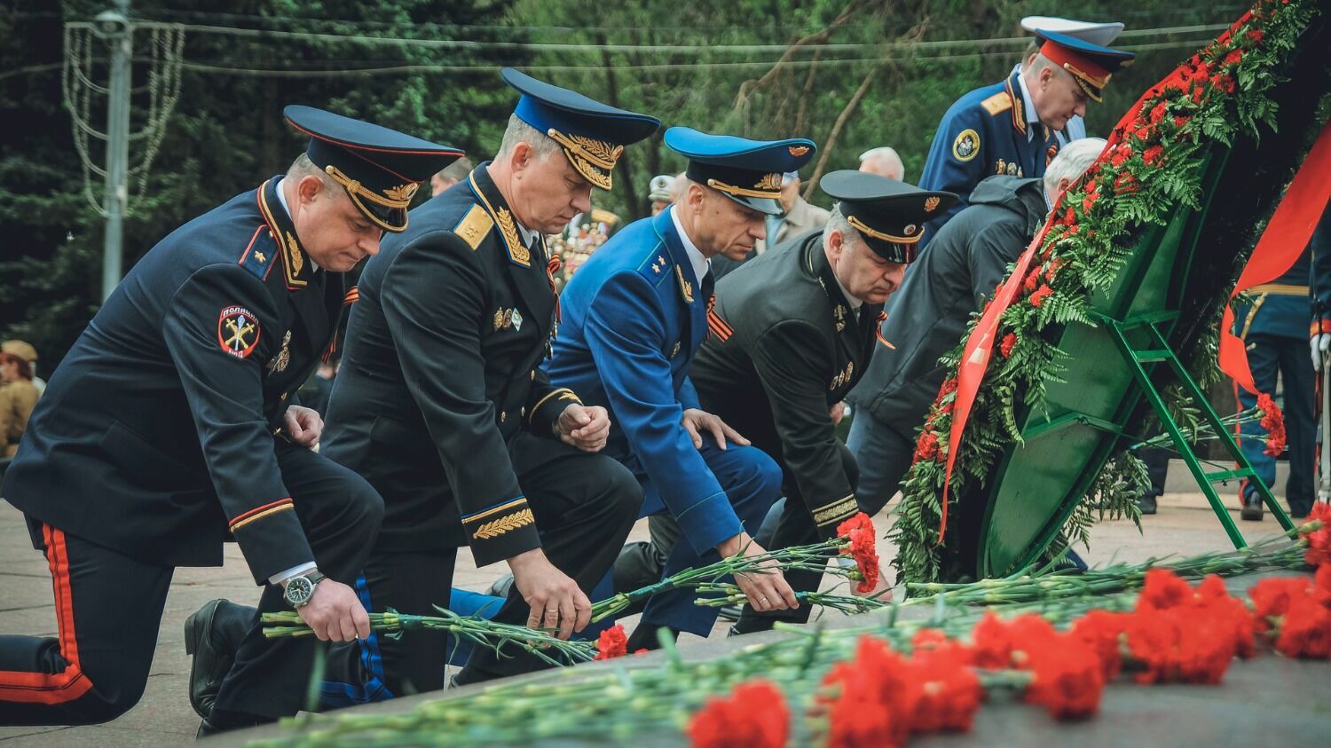 Традиционно в акции памяти принимают участие руководители силовых ведомств Волгоградской области.