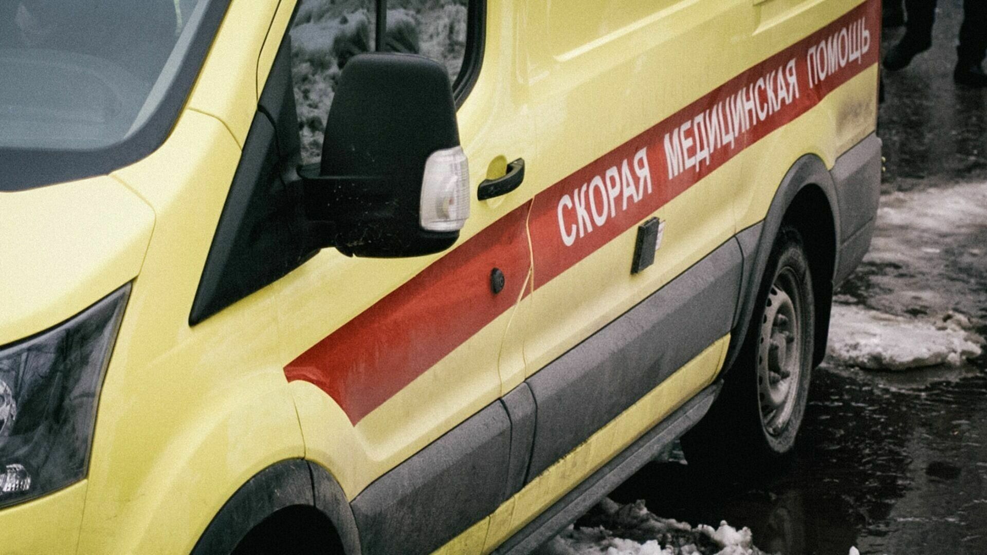 Отморозили ноги: убежавшие на рыбалку дети попали в больницу под Волгоградом