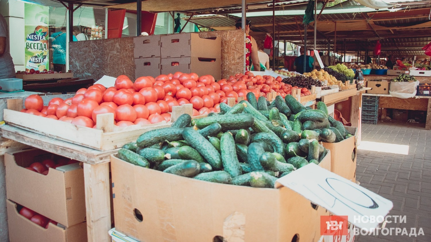 Овощи и фрукты на рынках дешевле, чем в магазинах