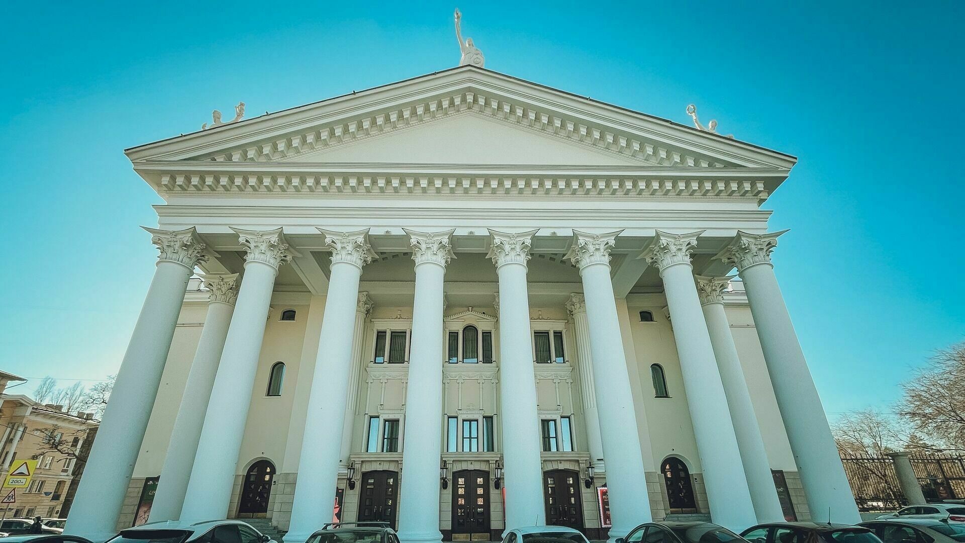 Семьи участников СВО смогут бесплатно посещать волгоградские театры