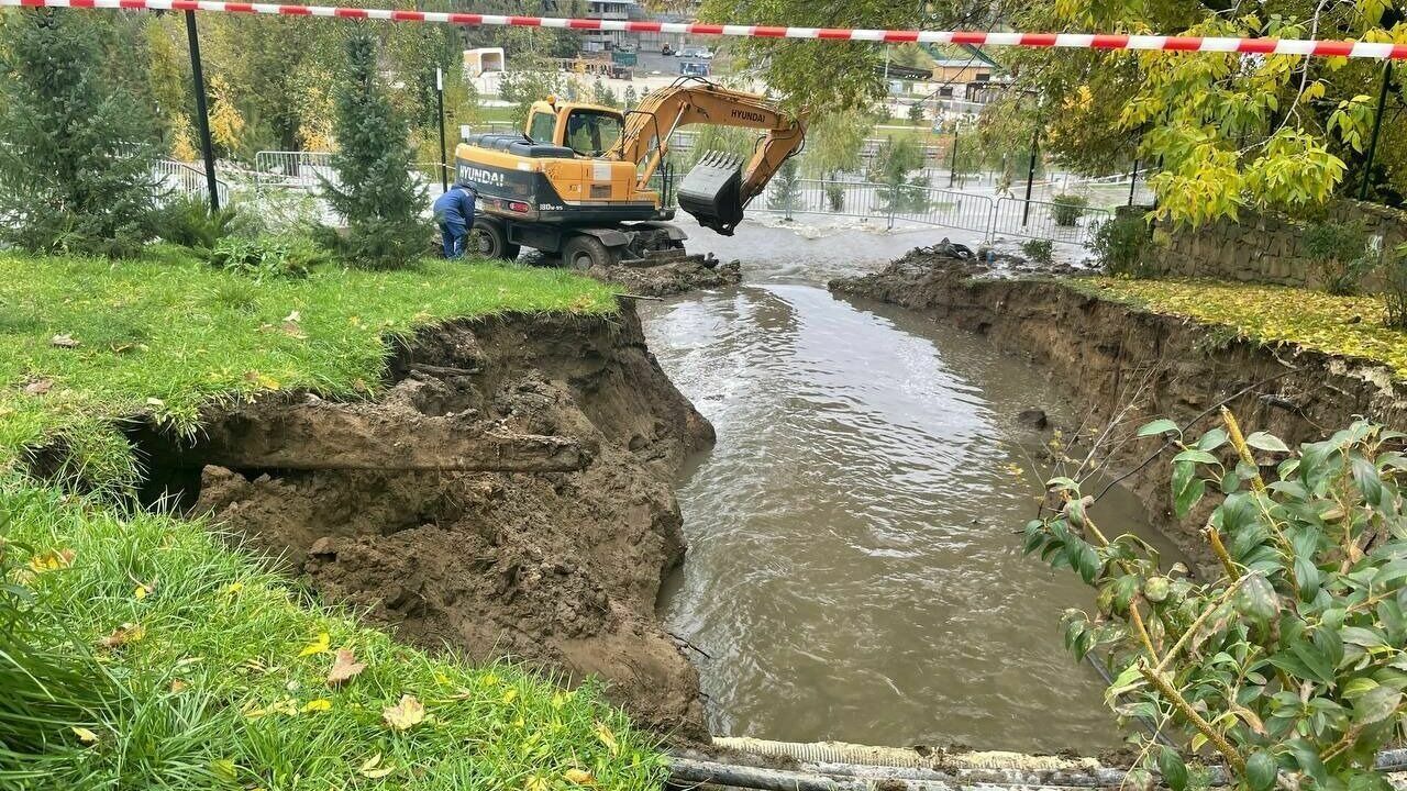Хроника прорыва канализации в Волгограде