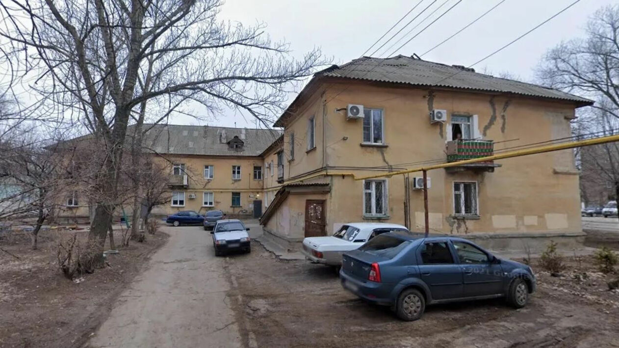 Остаться в аварийных домах разрешила мэрия жителям Волжского