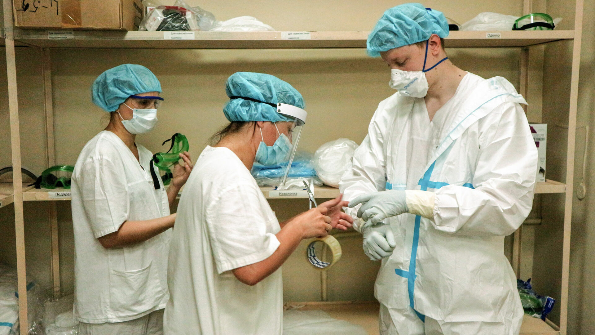 Три тысячи волгоградцев лежат в больницах с коронавирусом