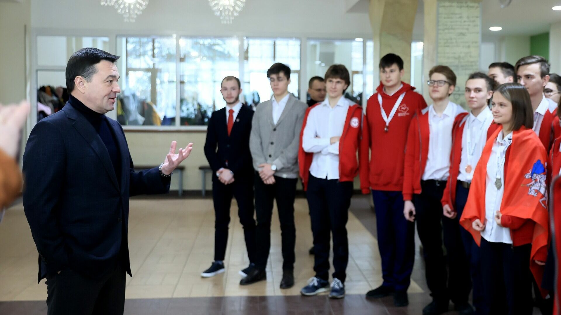 Андрей Воробьев поздравил школьников Подмосковья с успехом на олимпиаде по физике