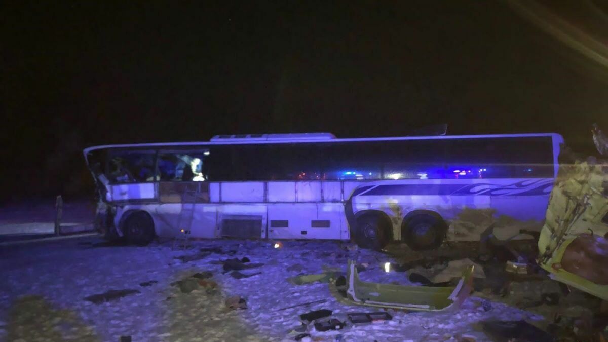 Стало известно о состоянии пострадавших в аварии с автобусом под Волгоградом