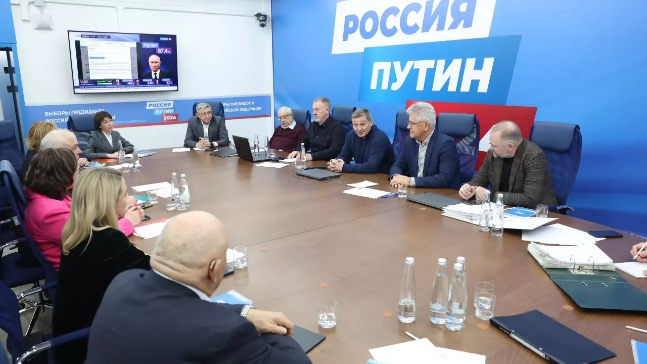 Волгоградский губернатор выразил благодарность штабам политических партий